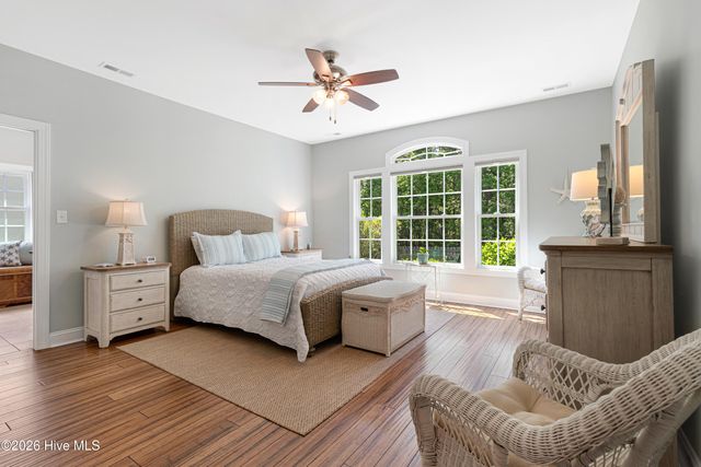 1805 Ivory Gull Drive, Morehead City, NC 28557