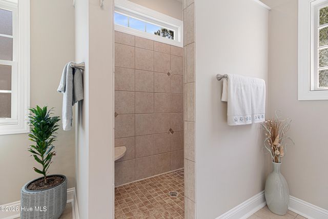 1805 Ivory Gull Drive, Morehead City, NC 28557