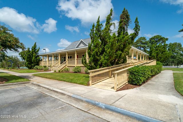 1805 Ivory Gull Drive, Morehead City, NC 28557