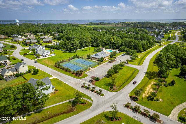 1805 Ivory Gull Drive, Morehead City, NC 28557