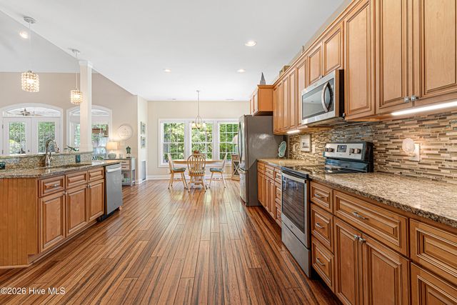 1805 Ivory Gull Drive, Morehead City, NC 28557