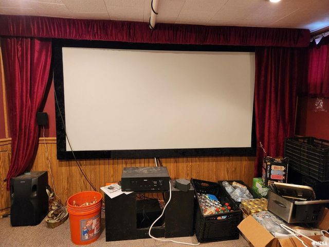 803 5TH Avenue S, Clinton, IA 52732