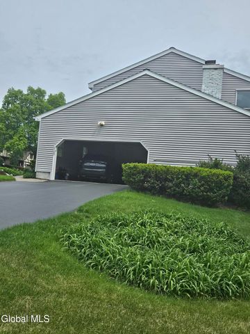 2122 Orchard Park Drive, Niskayuna, NY 12309