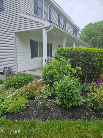 2122 Orchard Park Drive, Niskayuna, NY 12309
