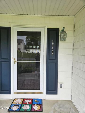 2122 Orchard Park Drive, Niskayuna, NY 12309