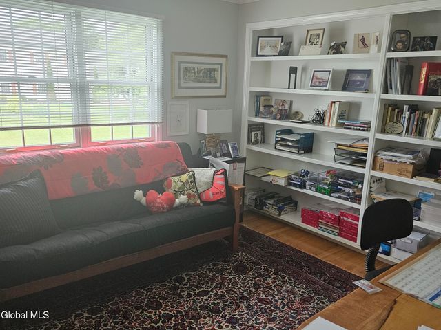 2122 Orchard Park Drive, Niskayuna, NY 12309