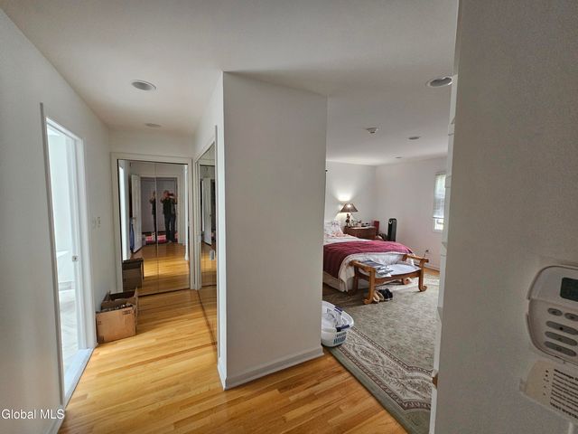 2122 Orchard Park Drive, Niskayuna, NY 12309
