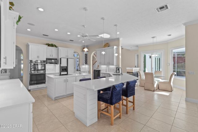 8127 N Lagoon Drive, Panama City, FL 32408