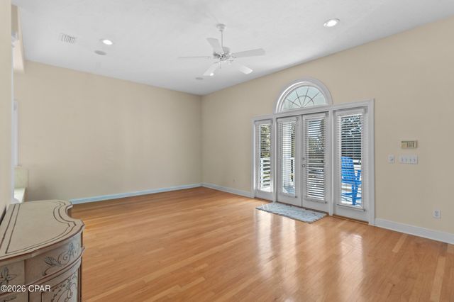 8127 N Lagoon Drive, Panama City, FL 32408