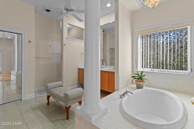 8127 N Lagoon Drive, Panama City, FL 32408