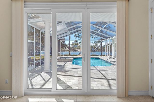 8127 N Lagoon Drive, Panama City, FL 32408