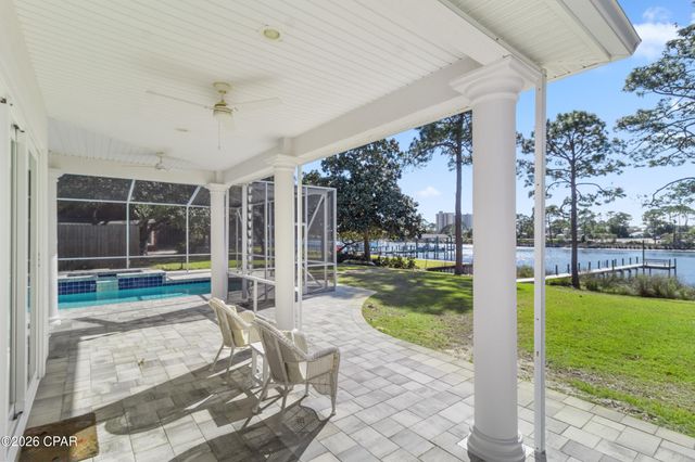 8127 N Lagoon Drive, Panama City, FL 32408