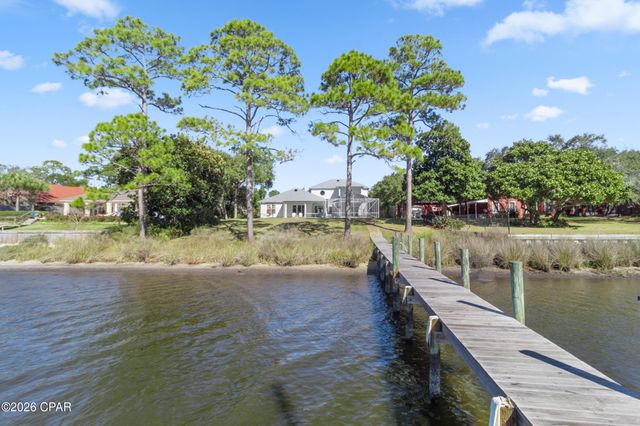 8127 N Lagoon Drive, Panama City, FL 32408