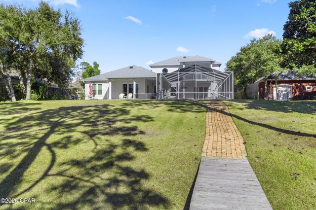 8127 N Lagoon Drive, Panama City, FL 32408