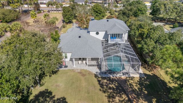 8127 N Lagoon Drive, Panama City, FL 32408