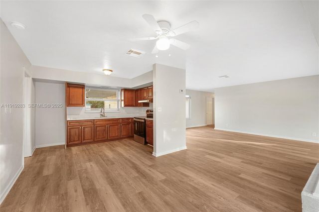 1111 SW 39th Ave, Fort Lauderdale, FL 33312