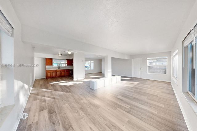 1111 SW 39th Ave, Fort Lauderdale, FL 33312