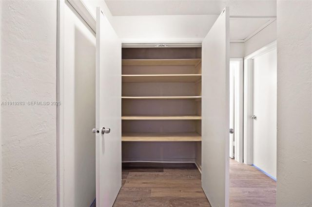 1111 SW 39th Ave, Fort Lauderdale, FL 33312