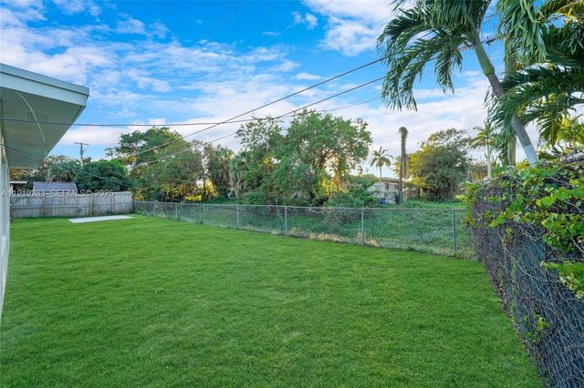 1111 SW 39th Ave, Fort Lauderdale, FL 33312