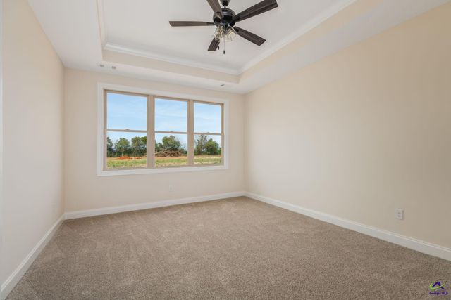 209 Farmland Circle, Perry, GA 31069