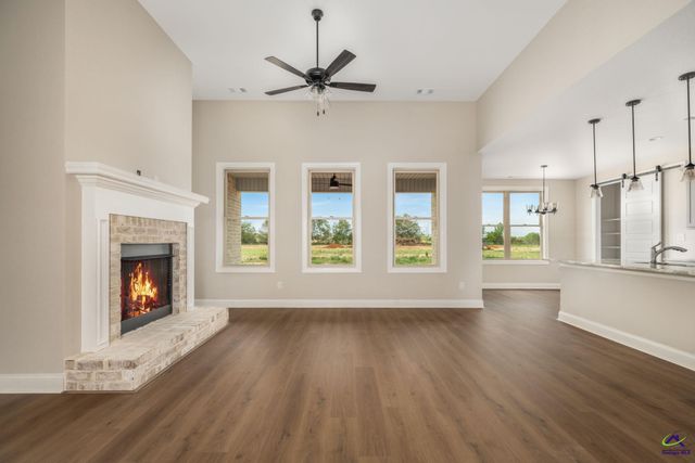 209 Farmland Circle, Perry, GA 31069