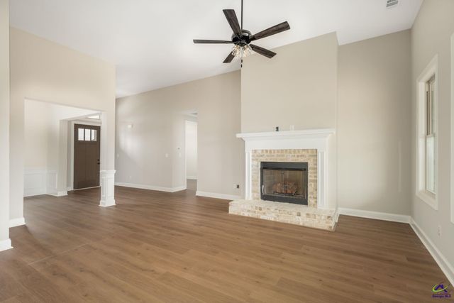 209 Farmland Circle, Perry, GA 31069
