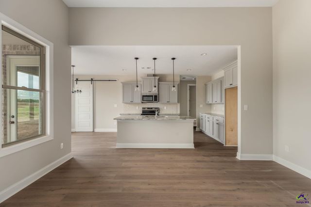 209 Farmland Circle, Perry, GA 31069