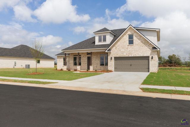 209 Farmland Circle, Perry, GA 31069
