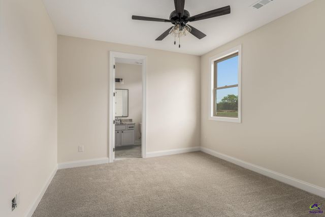 209 Farmland Circle, Perry, GA 31069