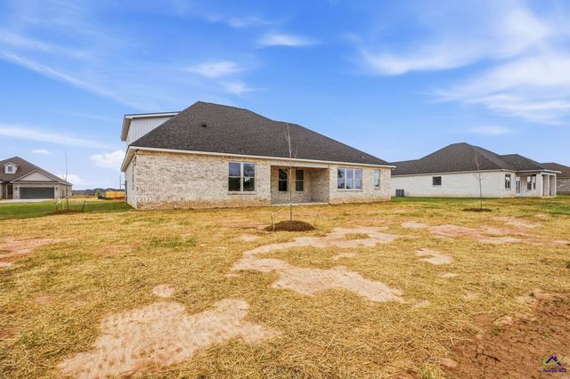 209 Farmland Circle, Perry, GA 31069