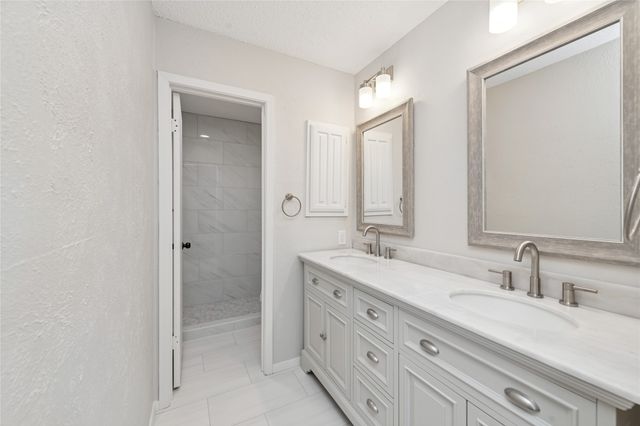333 Melrose Drive 5B, Richardson, TX 75080