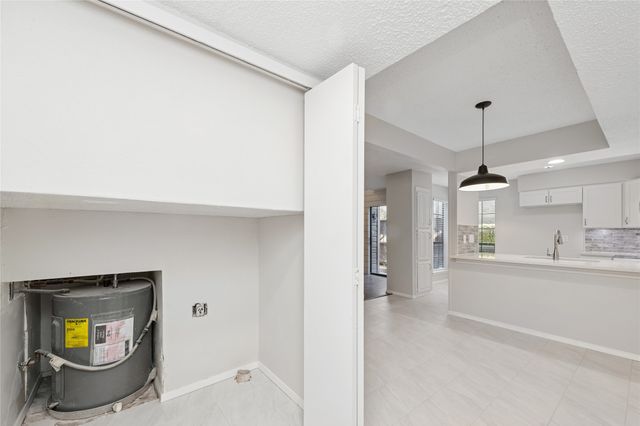 333 Melrose Drive 5B, Richardson, TX 75080