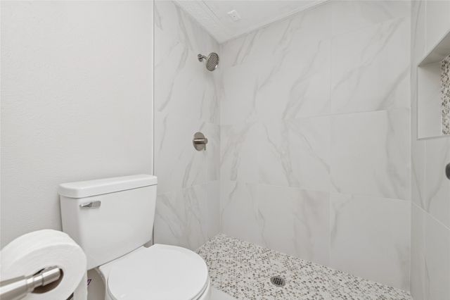 333 Melrose Drive 5B, Richardson, TX 75080