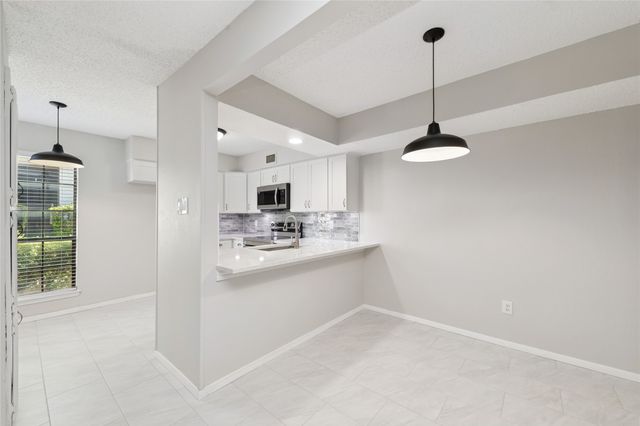 333 Melrose Drive 5B, Richardson, TX 75080