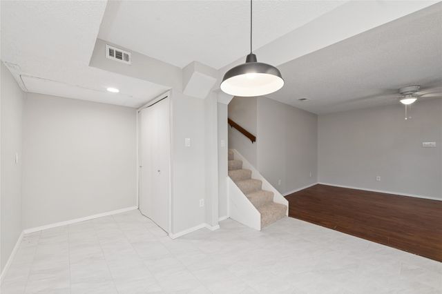 333 Melrose Drive 5B, Richardson, TX 75080