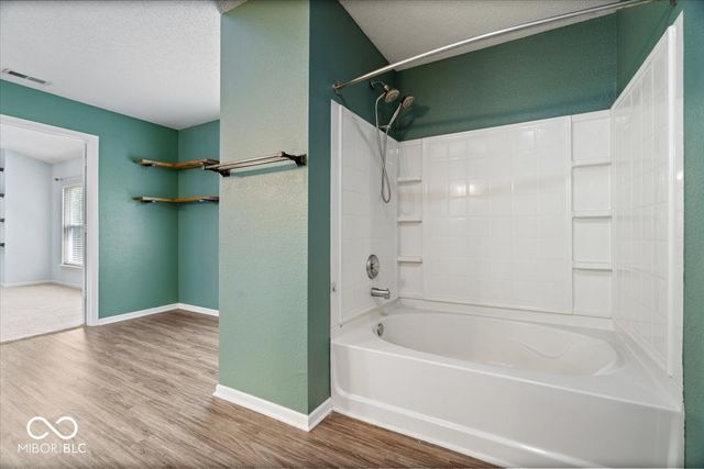 10375 Delphi Court, Fishers, IN 46038