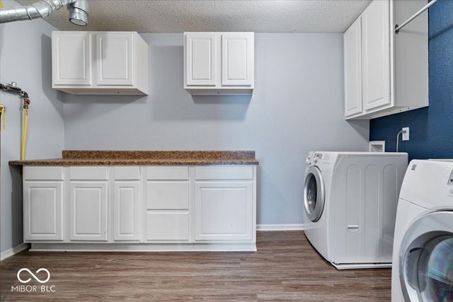 10375 Delphi Court, Fishers, IN 46038