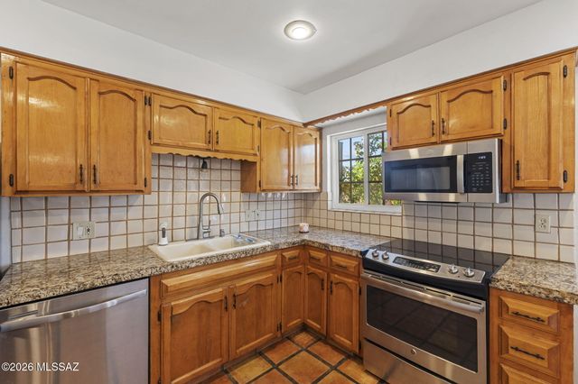 4850 E Paseo Luisa, Tucson, AZ 85711