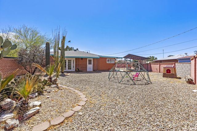 4850 E Paseo Luisa, Tucson, AZ 85711