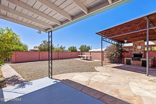 4850 E Paseo Luisa, Tucson, AZ 85711