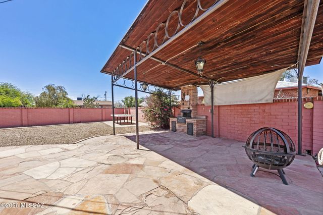 4850 E Paseo Luisa, Tucson, AZ 85711