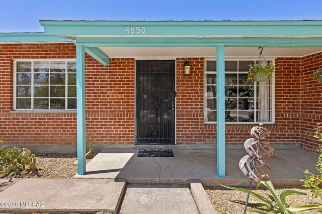 4850 E Paseo Luisa, Tucson, AZ 85711