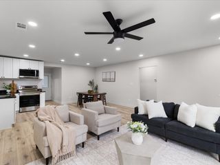 3009 Avenue H, Fort Worth, TX 76105