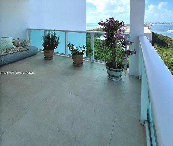 100 Bayview Dr 1827, Sunny Isles Beach, FL 33160