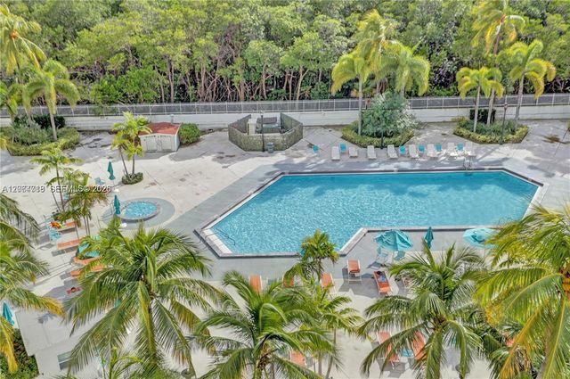 100 Bayview Dr 1827, Sunny Isles Beach, FL 33160