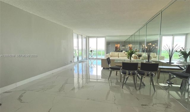 100 Bayview Dr 1827, Sunny Isles Beach, FL 33160