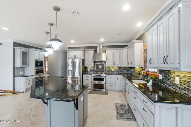 3020 Lakeshore Drive, Lima, OH 45805