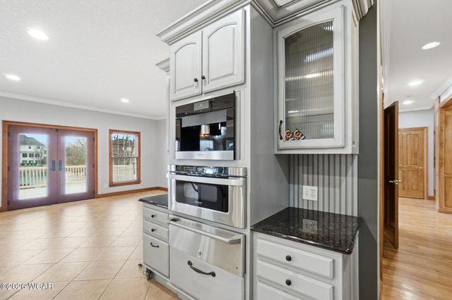 3020 Lakeshore Drive, Lima, OH 45805