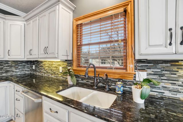 3020 Lakeshore Drive, Lima, OH 45805