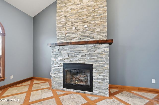 3020 Lakeshore Drive, Lima, OH 45805